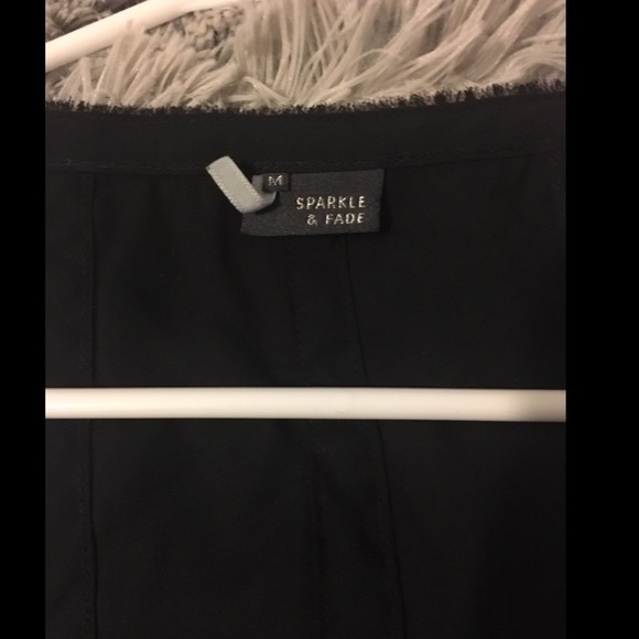 Multi-tone blue top - Picture 3 of 4